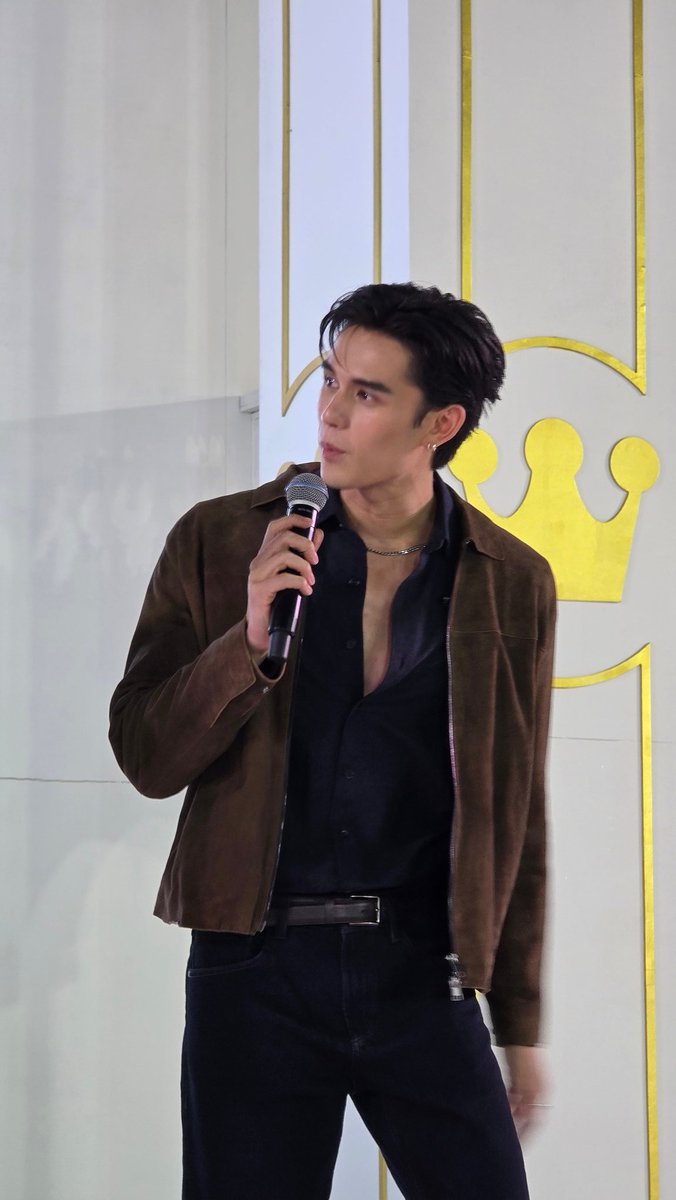 yjrwtn's tweet image. ถ่ายจดความจำเต็ม ขอบคุณพารากอนที่ทำให้เทศน์ได้โชว์เสียงหล่อๆค่ะ🥰

TATE AT SIAM PARAGON
#SiamParagon20thAnniversaryxTATE
#SiamParagon20thAnniversary
#เทศน์ไมรอน #TateMyron