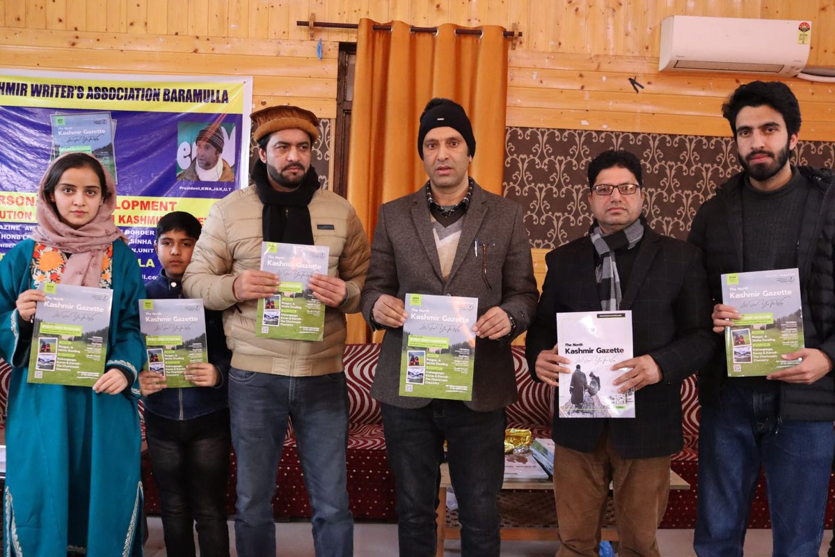 AmraizBadana's tweet image. He empowers writers to rewrite their future with courage. #FidaFirdousInspires