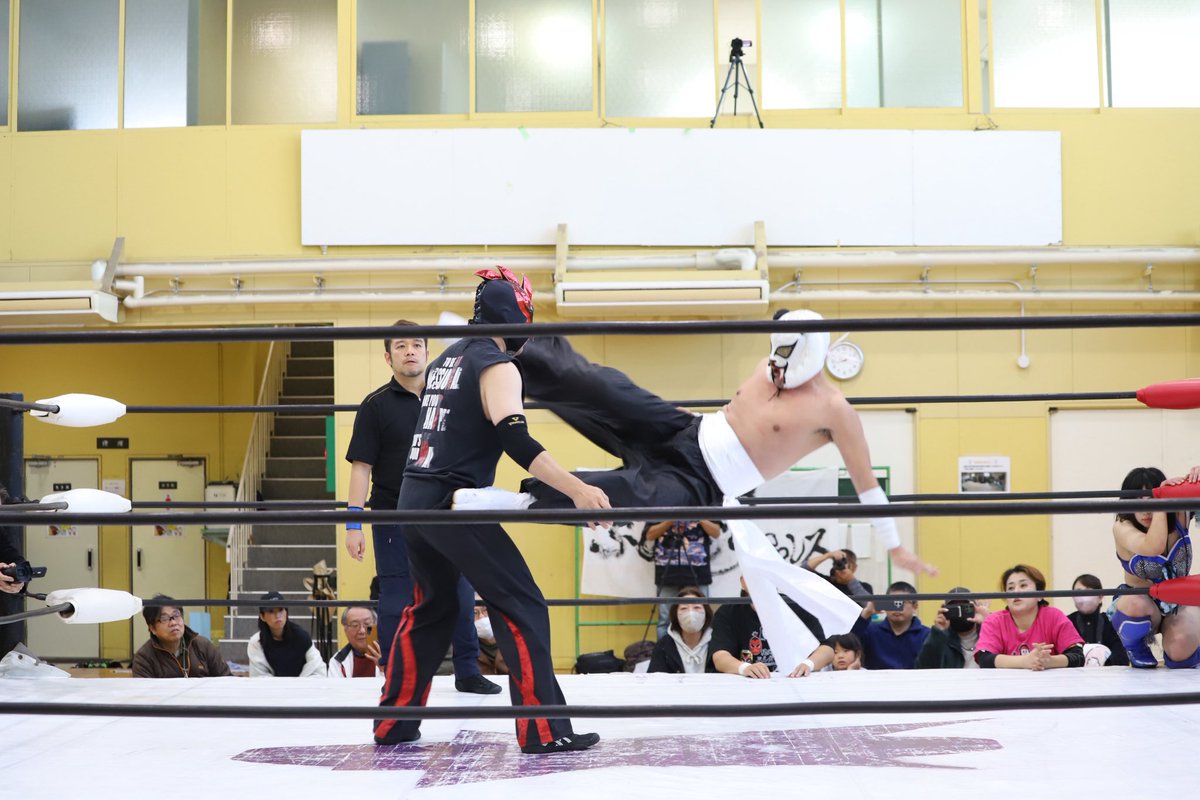 ふじるーよくやった👍
初自力勝利おめでとう🎊
デビューから見てるのでより感動した😭
パンダーさんとのコンビが良かった👌
#紀州ぶんだらプロレス 
#白浜パンダー
#藤井瑠美愛