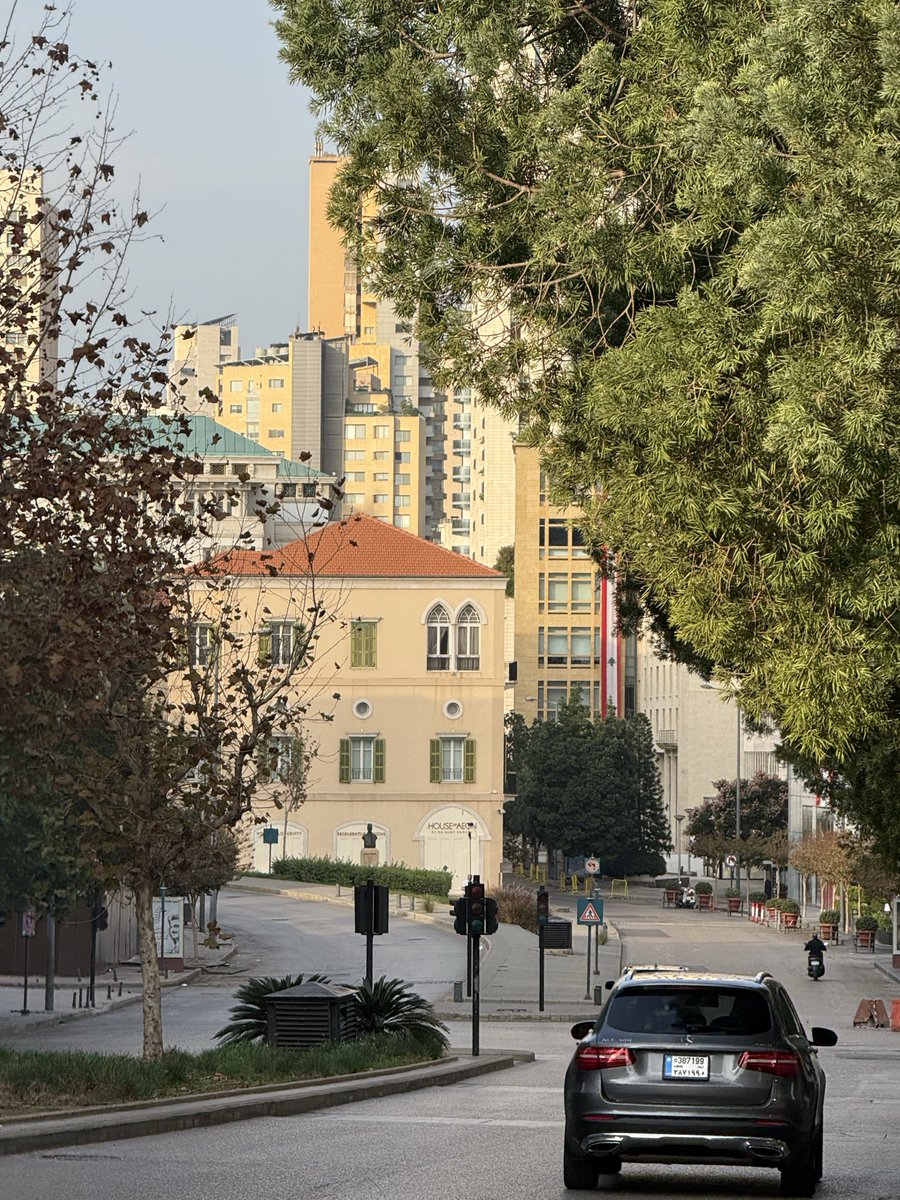 🇱🇧عـليــخـــنــدرو®️ (@manzoumi) on Twitter photo 