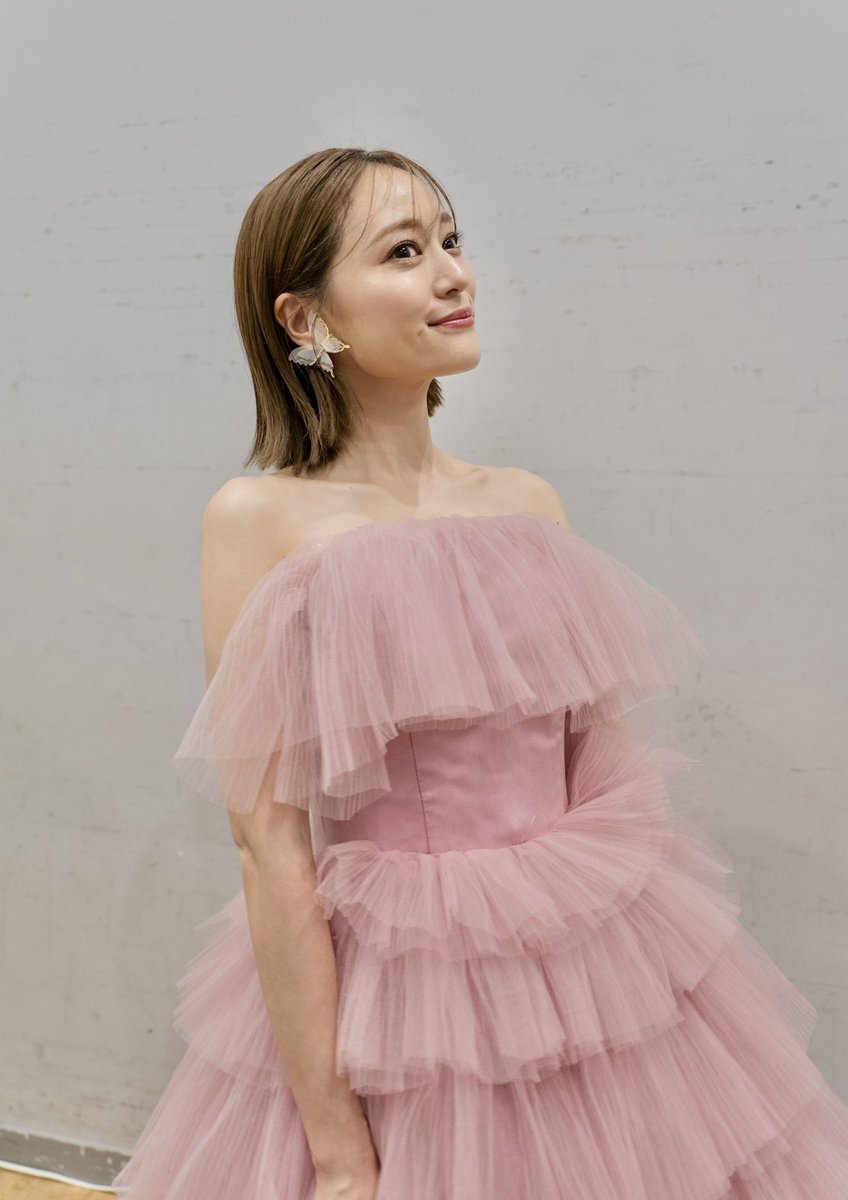chaychay1023's tweet photo. 日韓国交正常化60周年記念ライブ✨
素敵なKARAさんと💖
みんな一緒に歌ってくれて嬉しかったです🥰
ありがとうございました😌 https://t.co/VtOEsA636V