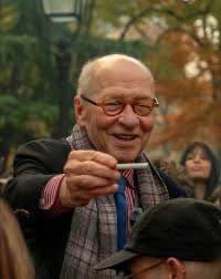 _mastergator's tweet image. The @BOB_CTO_ is officially underway. This polarizing figure is just gaining his stardom on the Internet and I can see him becoming the next big thing with his funny antics, love for cigarettes and memeable personality. 

The team behind this has ran CTOs close to 8 figure market…