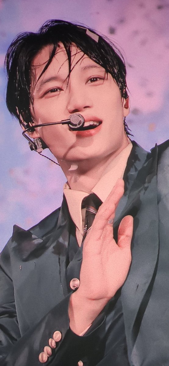 Kainini88114's tweet image. 1130 카이 데뷔날 가념영상회  🥰❣️
올 카이온의 생생한 영상들에 눈물나네요
열심히 달려온 카이에게도  이 멋진 영상믈 담으신 모션님에도 박수👏  보내면  감사드려요  💕 
#filmhero_kai
#영원히빛날_카이솔로_5주년_축하해