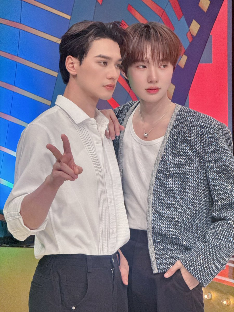 Thanatopmakeup's tweet image. My makeup @harit_keng @nampingnapat ออกจอแก้ว 💕 

KENGNAMPING AT 12RASI
#ศึก12ราศีxเก่งน้ำปิง