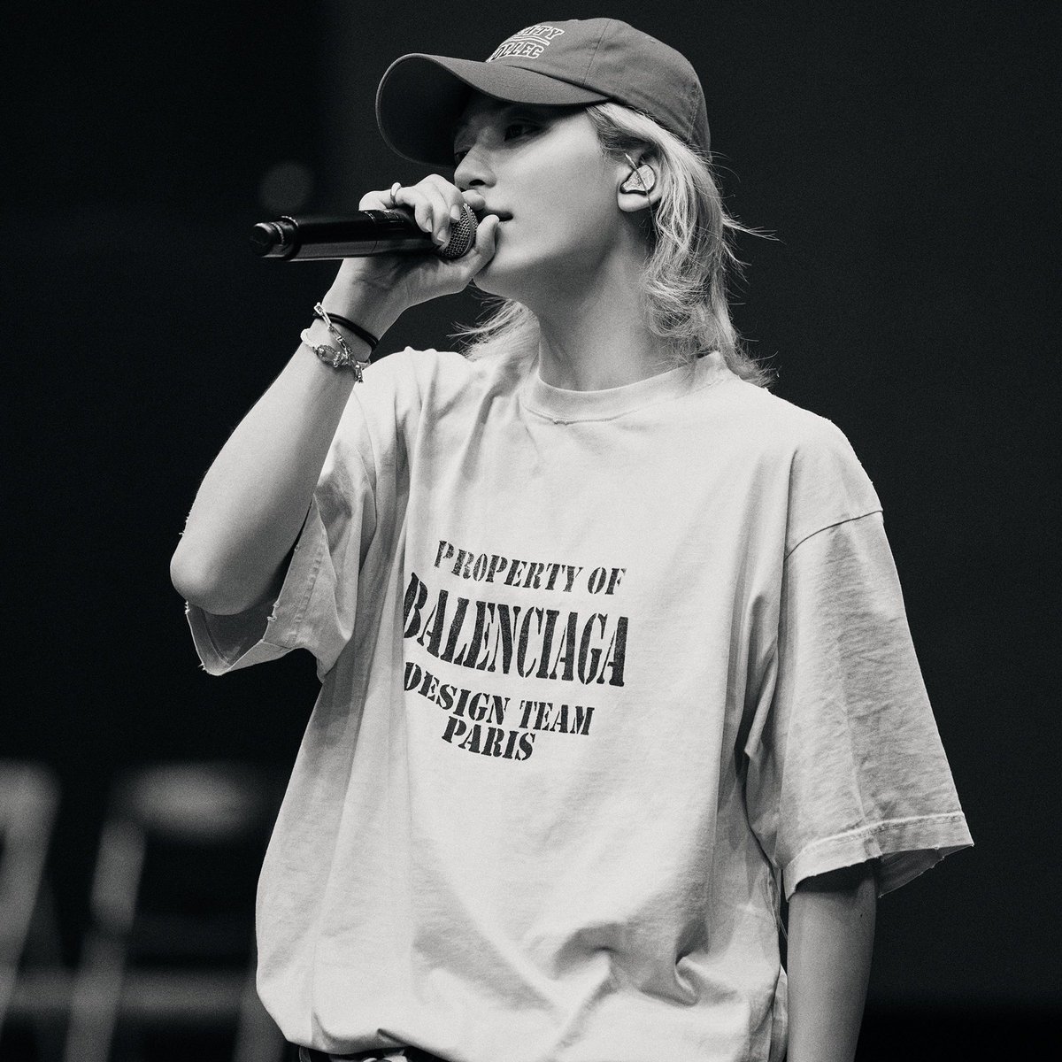 1zerozero4's tweet image. if you know, you know.