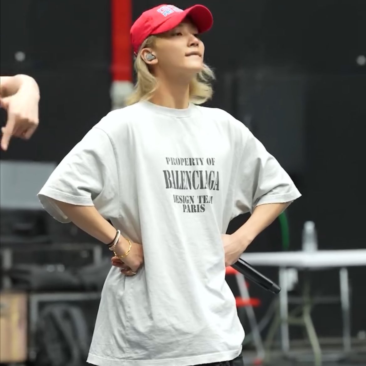 1zerozero4's tweet image. if you know, you know.