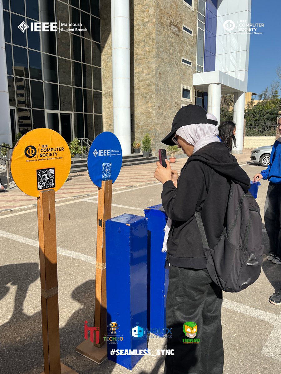 IEEEManSB's tweet image. System Is Online.

Day Two access is now open, authenticate your presence and enter the cycle.

#IEEE_ManSB
#IEEE_ManCSC
#Seamless_Sync