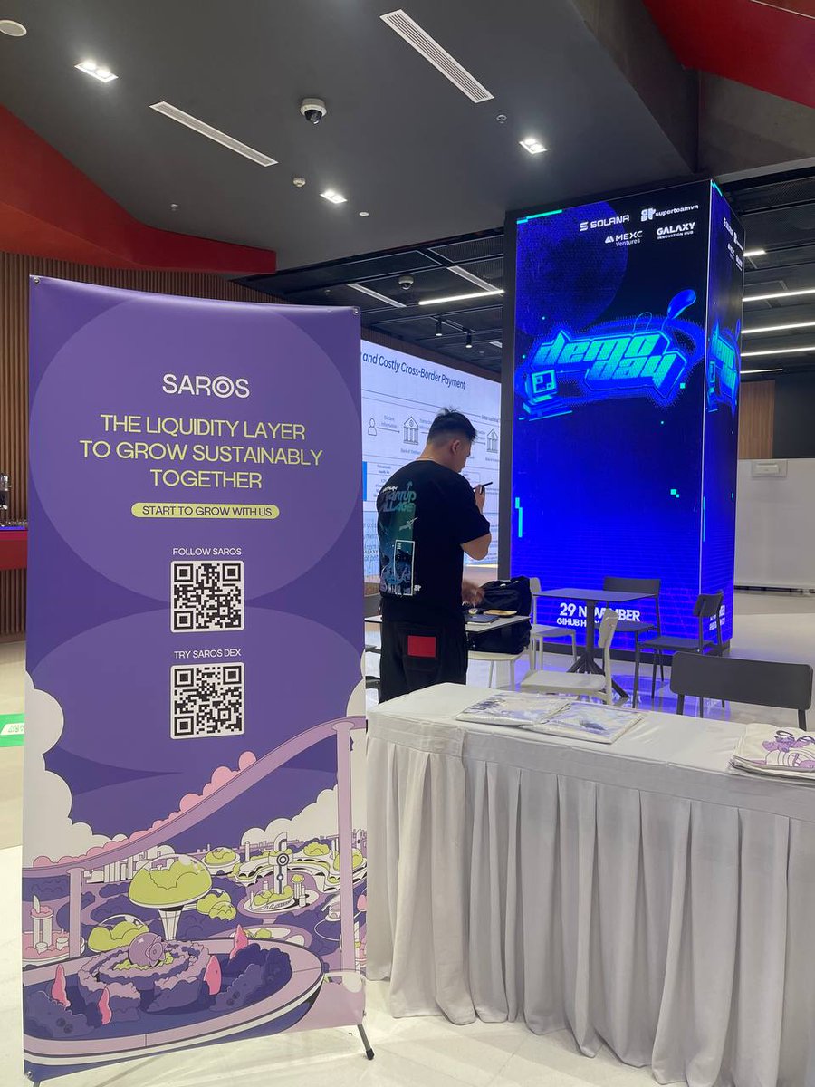 Saros had a great time at Solana Demo Day with <a href="/SuperteamVN/">Superteam Vietnam</a>, meeting builders, exchanging ideas, and sharing a bit of our merch with the community.

Builders keep building. We’re excited for what’s coming next on Solana. 🚀