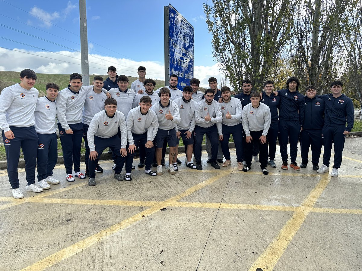 ✅ L’equip 𝐒𝐮𝐛-𝟐𝟑 de la U.E. Santboiana torna d’Euskadi amb una sòlida victòria contra Ordizia! 

🏉 El degà supera l’equip d’Altamira per 7 a 25 i continua refermant el liderat a la Lliga Nacional! 

🚎 Bona tornada a casa, equip! 

FERRO I FORÇA! 💙

#FerroSantBoi