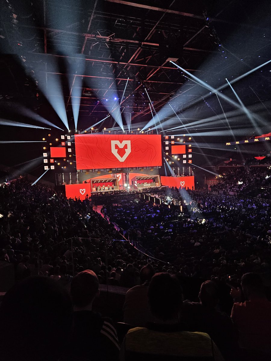 S4raven's tweet photo. Pgl major Copenhagen post sådär 2ish år sent 👍 https://t.co/Okp8ndGCTN