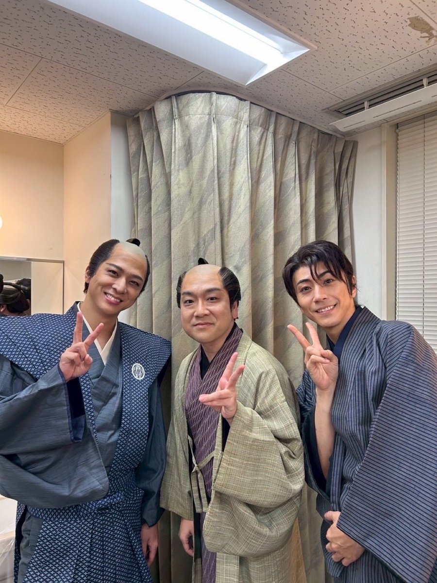 seotacu's tweet image. てらっちと智紀くん。
美味しいもの食べて色々と語りました！
#新画狂人北斎
#画狂人北斎