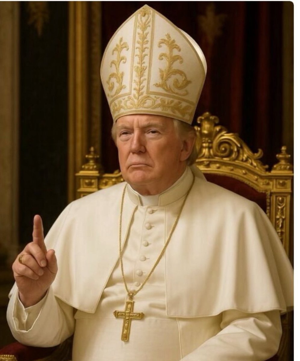 Happy Sunday, Degen fam. While the rest of the world is still negotiating with their blankets, we’re up early manifesting green candles and questionable decisions with confidence. 

May your coffee be strong, your entries clean, and your bags behave for once. Stay blessed, stay