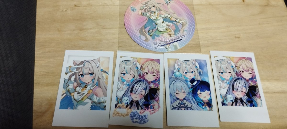 チェキのにゃぷぷ封入率低かったけど隣の席の人からにゃぷぷの複製