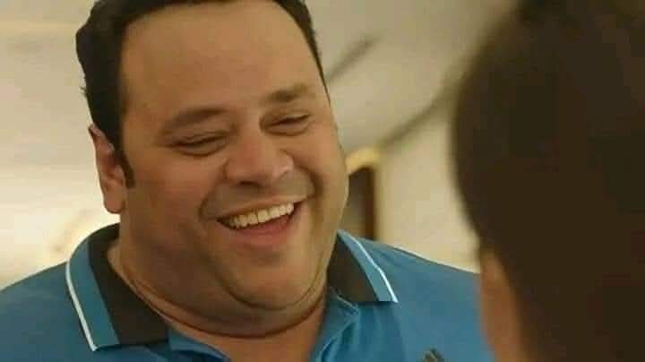 - انا دايمًا بضحك☺️ في وش اللي بيكرهني 😡
=علشان انت قلبك طيب 🤍
=لا علشان اجبله جلطه🤣.