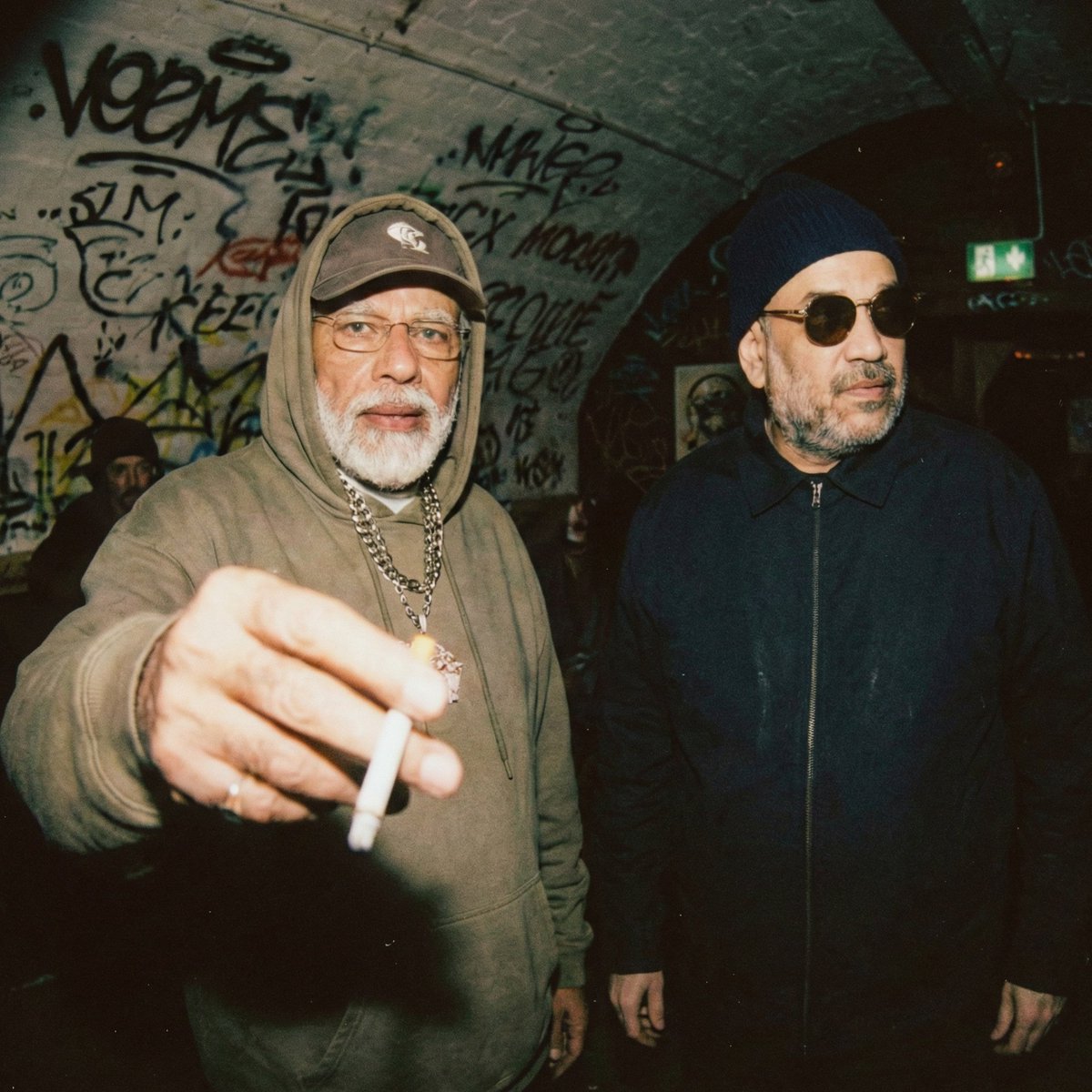 LOLandLips's tweet image. thank you for 1.6m followers...I won&apos;t let fame change me