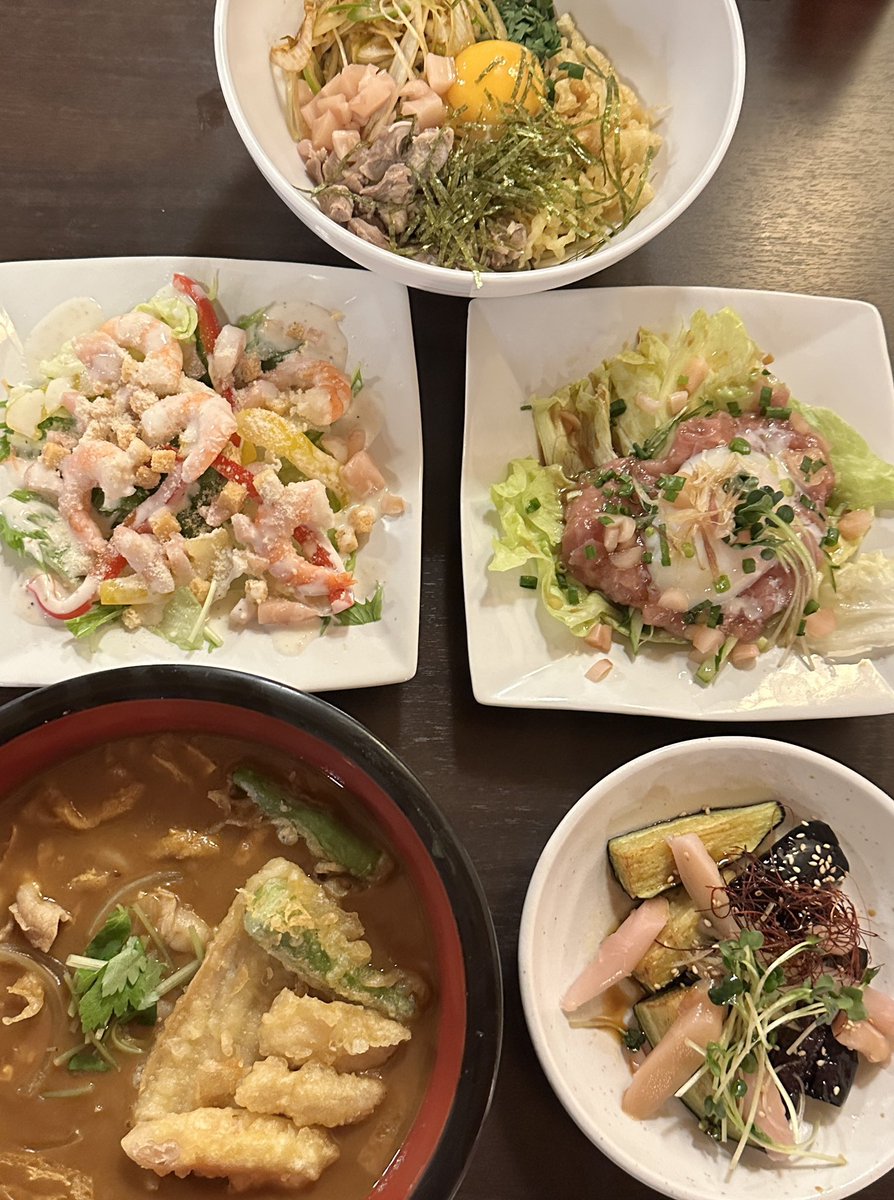 湯楽の里、今年の岩下の新生姜コラボ最終日にお邪魔しました。いいお湯でした〜🥰生き返る😇

岩下の新生姜痺れまぜそば、岩下の新生姜と海老のシーザーサラダ、岩下の新生姜とねぎとろユッケ風、岩下の新生姜と豚天のカレーうどん、岩下の新生姜と揚げ茄子薬味のせをシェア。ご飯も美味しい幸せ温泉💗