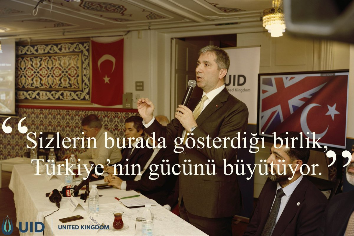 UK_UID's tweet photo. 🇬🇧🇹🇷 UID Birleşik Krallık Halk Buluşmamızda AK Parti Gn. Bşk. Yrd. Sn. Zafer Sırakaya, diaspora vatandaşlarımıza güçlü mesajlar verdi: kuşaklar arası muhabbetin gücü, devletin vatandaşın ayağına giden hizmet anlayışı ve birlik vurgusu.

#UIDUK #HalkBuluşması #ZaferSırakaya https://t.co/sxBRzZXZGl