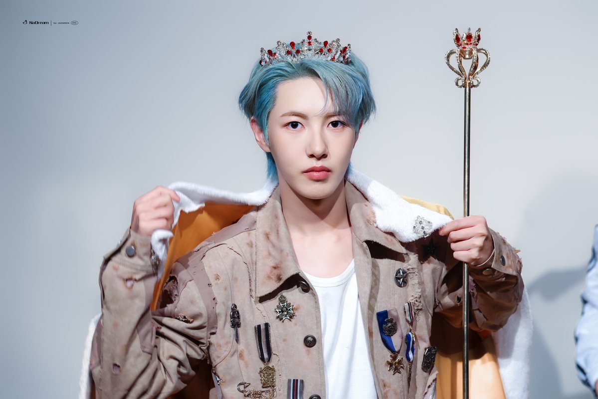 251130 NYMusic fansign

#런쥔 
#RENJUN 
#NCT #NCTDREAM