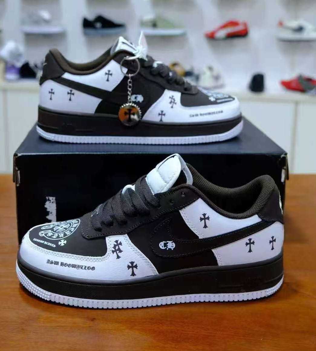 happyfeet_kicks's tweet image. Police sacco stadium  Mateta  Manchester United  Yoro  defend our future  mulembe unity  Paul ndungu exposed  #ItsNotOver  #AmorimOut 

Reach out 0758127894 and we deliver countrywide, price 3600/= 
Why miss this customised Airforce?

POD within Nairobi and its environments