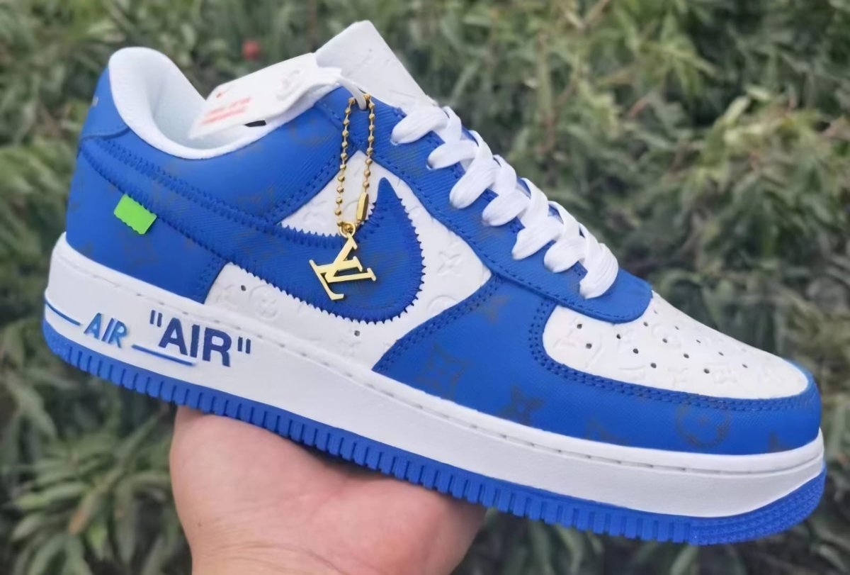 happyfeet_kicks's tweet image. Police sacco stadium  Mateta  Manchester United  Yoro  defend our future  mulembe unity  Paul ndungu exposed  #ItsNotOver  #AmorimOut 

Reach out 0758127894 and we deliver countrywide, price 3600/= 
Why miss this customised Airforce?

POD within Nairobi and its environments