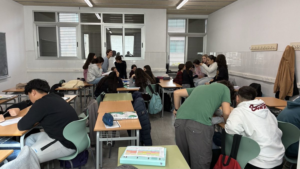 Sepc_barcelones's tweet photo. Recull actes 25N

Aquest 25N les estudiants del barcelonès hem realitzat actes i llegides de manifest a diferents instituts per aprofundir en la nostra proposta pel feminisme de classe. https://t.co/Ui603MoMwv