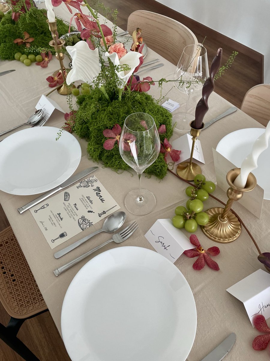 averycode's tweet image. I felt guilty for not coding last night 

I get so many messages asking when’s the launch, and sometimes it feels like I’m racing against time, trying to build at a “ship fast” pace

But celebrating a friend’s birthday last night was so warm and grounding; a reminder that life’s…