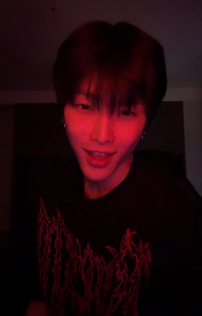 xngmaneurii's tweet image. 버럭이, 까칠이, 슬픔이 에디션