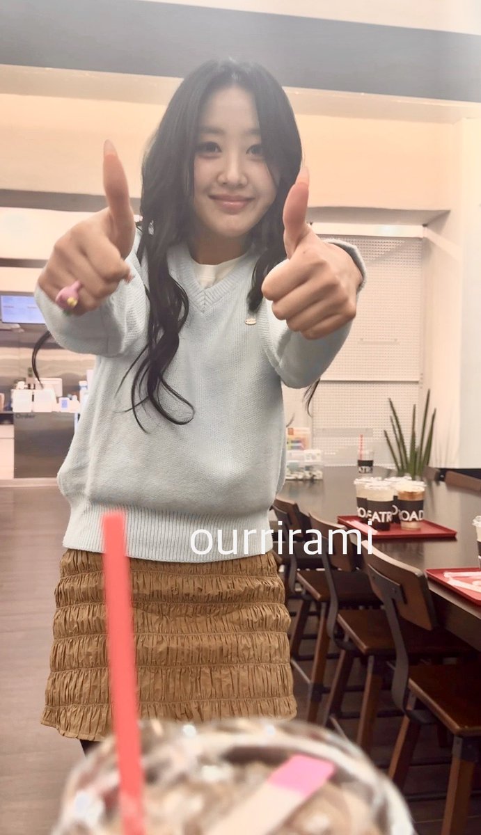 251130 천사가 준 커피 (๑>ᴗ<๑)

#YVES #이브