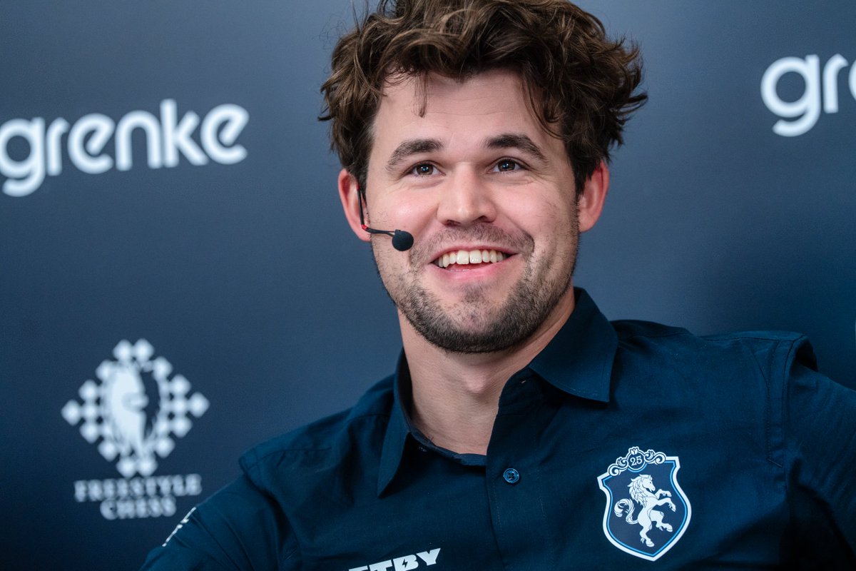 Happy 35th birthday to the strongest-ever chess player, and 18x world champion, Magnus Carlsen 🐐
