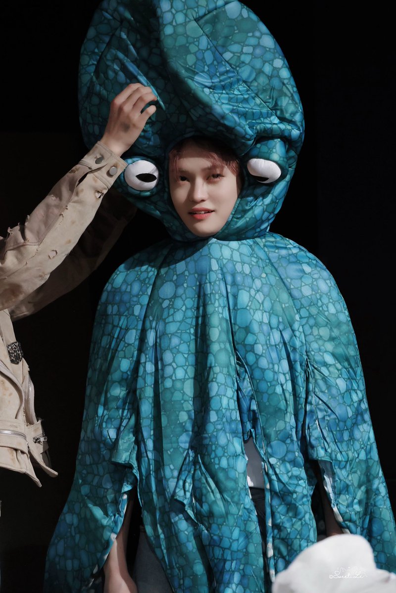 251130 NY music

❓

#辰乐 #チョンロ 
#CHENLE #천러 
#NCTDREAM #NCT