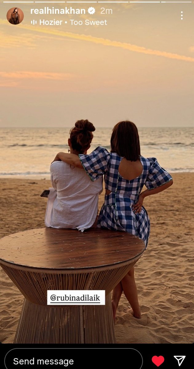 I just adore them and their beautiful friendship ♥️♥️♥️
🥺✨
#Hinakhan 
#RubinaDilaik