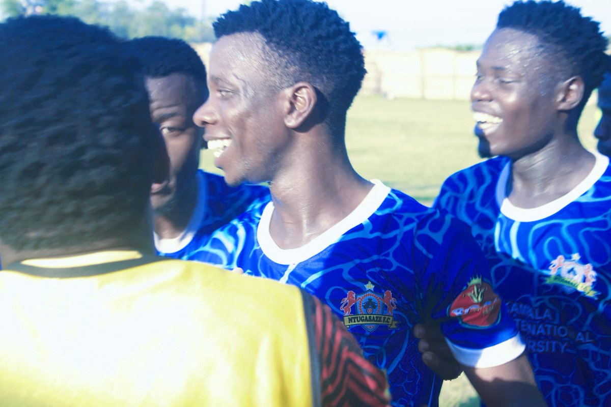 𝑯𝒂𝒑𝒑𝒚 𝒕𝒐 𝒔𝒄𝒐𝒓𝒆, 𝒃𝒖𝒕 𝒏𝒐𝒕 𝒆𝒏𝒐𝒖𝒈𝒉....𝒘𝒆 𝒌𝒆𝒆𝒑 𝒑𝒖𝒔𝒉𝒊𝒏𝒈$ 𝒄𝒐𝒎𝒆 𝒃𝒂𝒄𝒌 𝒔𝒕𝒓𝒐𝒏𝒈𝒆𝒓👊🙏⚽