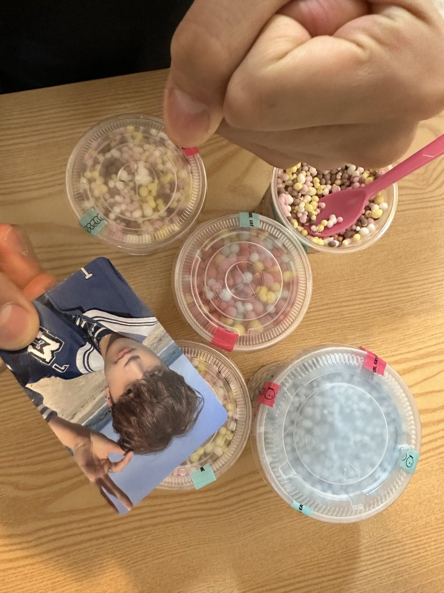 junwoo_seulgi's tweet image. 900일 축하해!!

#준우 #JUNWOO #루네이트 #LUN8