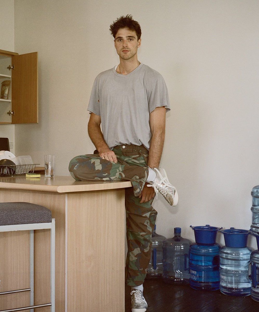 doeelordi's tweet image. No seriously