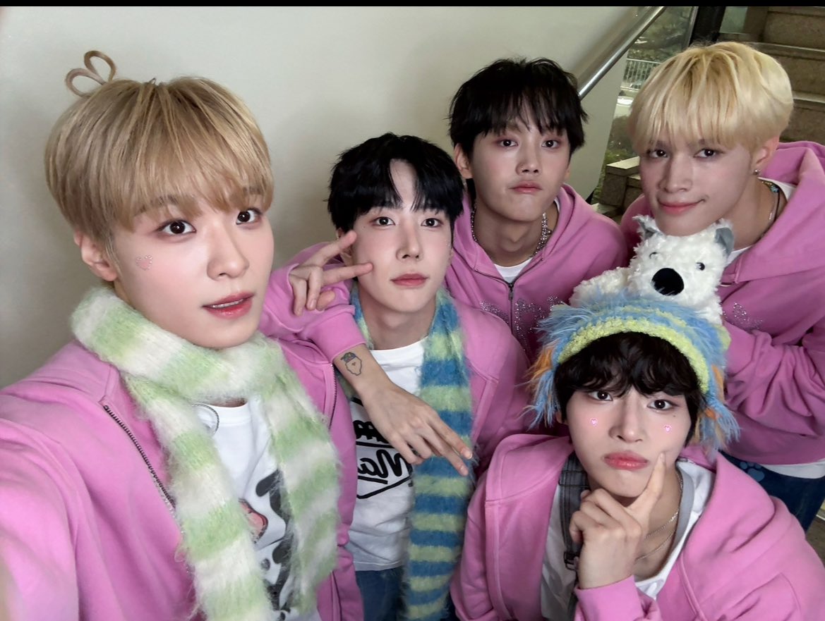 szrn0612's tweet photo. 2周年おめでとう😌❣️🎂

#ONEPACT_2nd_anniversary
#ONEPACT_2周年おめでとう
#원팩트와_앤하트로_걸었던2년 https://t.co/yojFkKjaIi