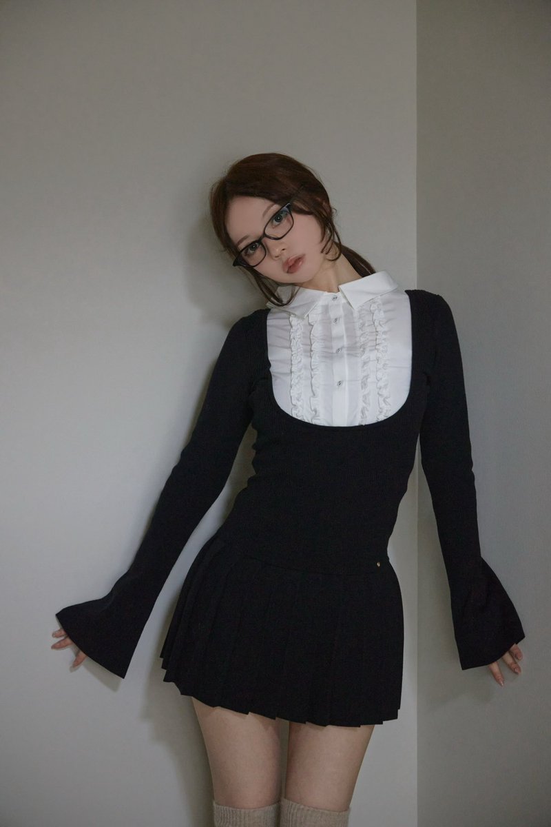 Lotta frill mini dress color pink beige/black ¥17600-tax in フリル