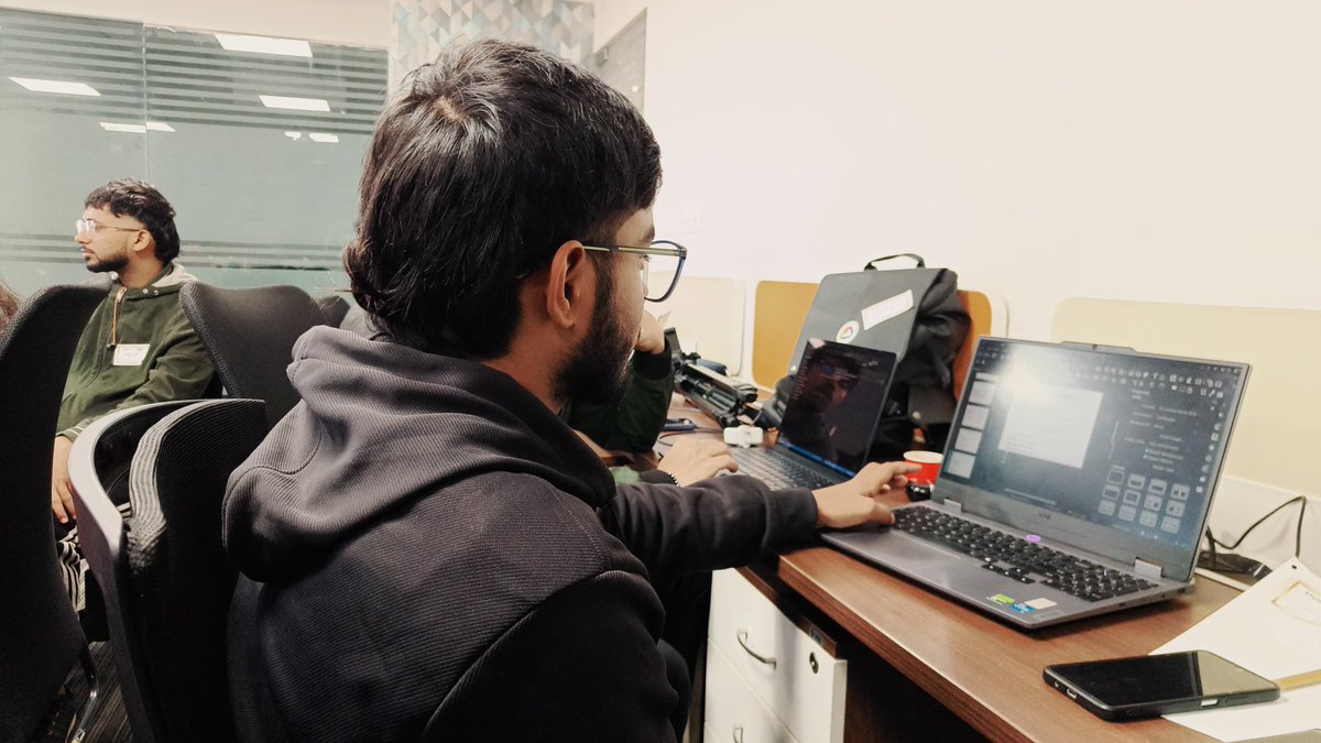 Lucknow_DAO's tweet photo. Mid-event check-in:
Builders are deep in code, refining ideas, designing architecture, iterating fast & helping each other ship.
This is the builder culture we love to see.
#BuildOnStory #LucknowBuilders https://t.co/ZwIS28oXd9