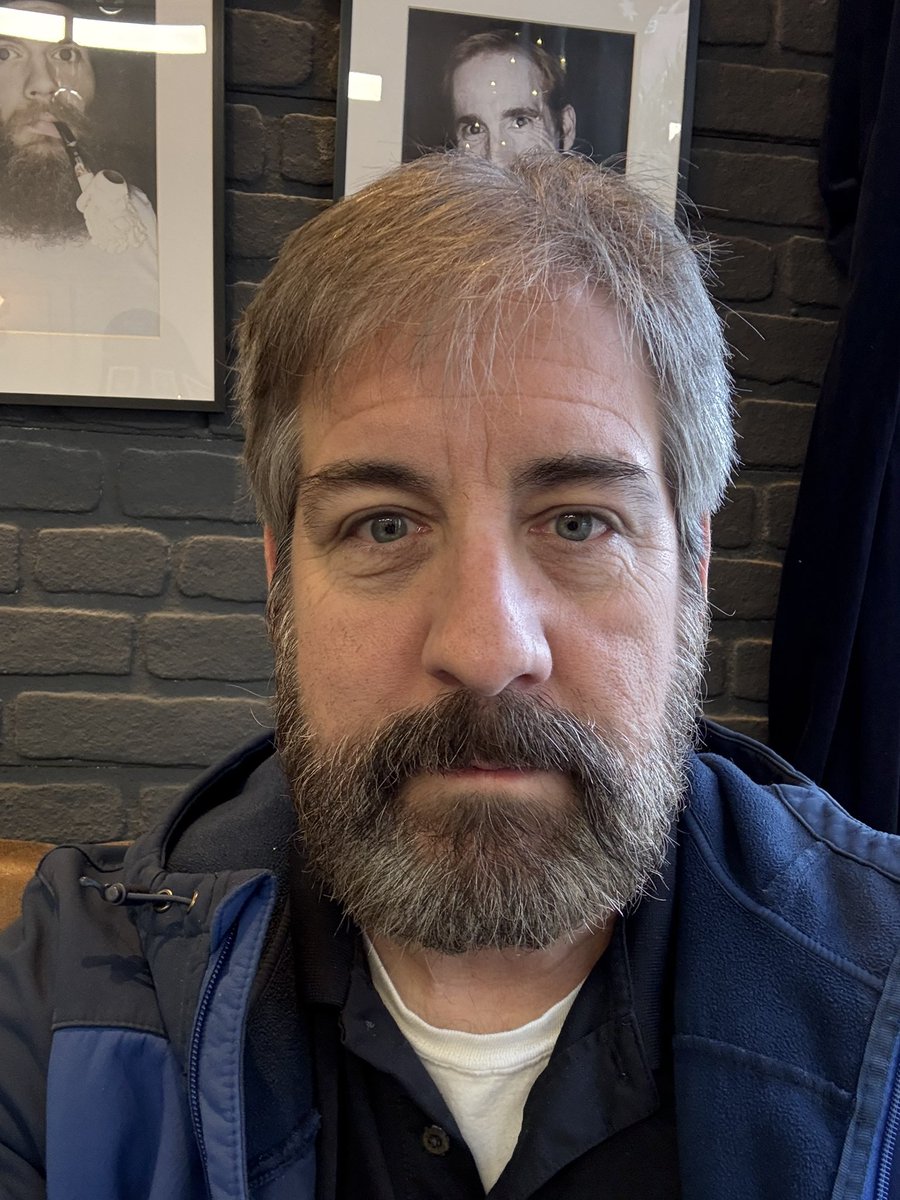 Snarky McSnarkerson tweet media