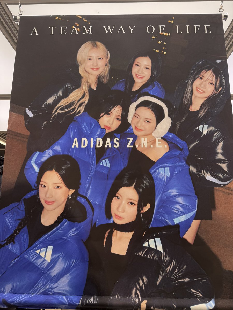 念願のベビモンハウスのツノとadidasの大きいポスター見られた💕💕