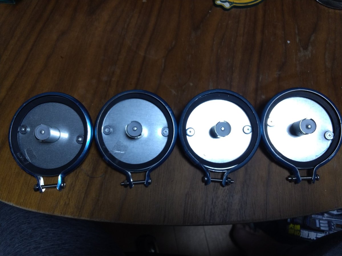 今日は帰りに某トラックショップで余計な物買った。
在庫が２００個ぐらいあるのに(⁠ ⁠╹⁠▽⁠╹⁠ ⁠)
#フロントライン 
#デコトラ