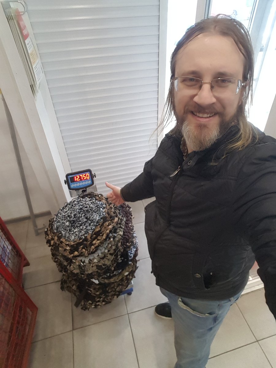 More soft and cosy seating pads for good guys in the East! Seals help to collect fabrics for Vakentina and her ladies 🐝 do nice handmade stuff with love🥰!
Special thanks to <a href="/NP_official_ua/">Нова пошта</a> for free shipping to the front line!

#Pokrovsk #sundayvibes