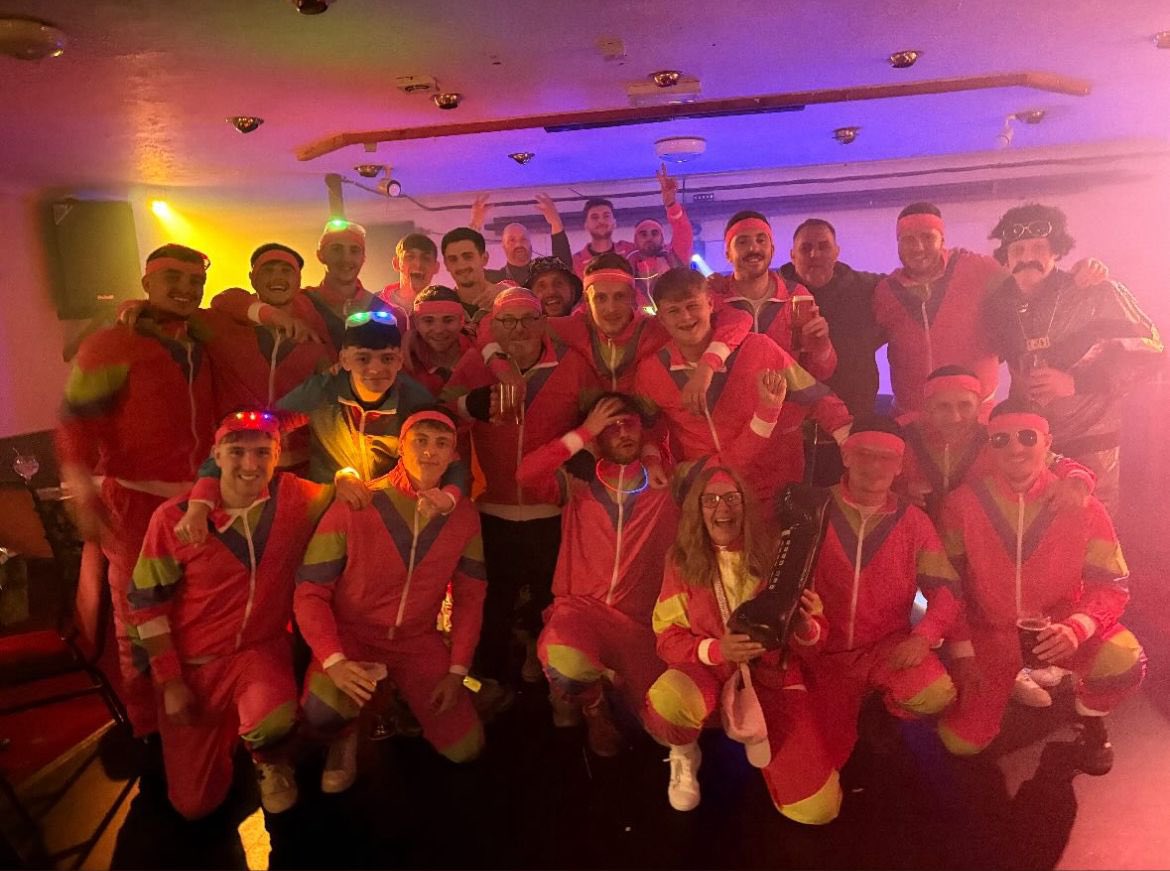 Can you hear me calling …….. out your name - we are the Bemmy and we’re on the p_#s again ⚽️⚫️⚪️🟠 🎤 🎶 

#UTB