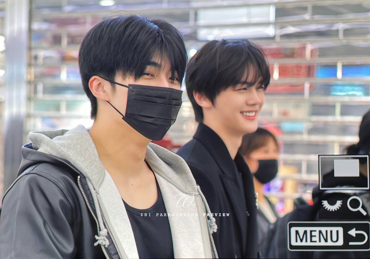 w_gw_0110's tweet image. 251130 왕자님 한국갑니다아아아 

#박건욱 #PARKGUNWOOK #パクゴヌク #제로베이스원 #ZEROBASEONE #ZB1