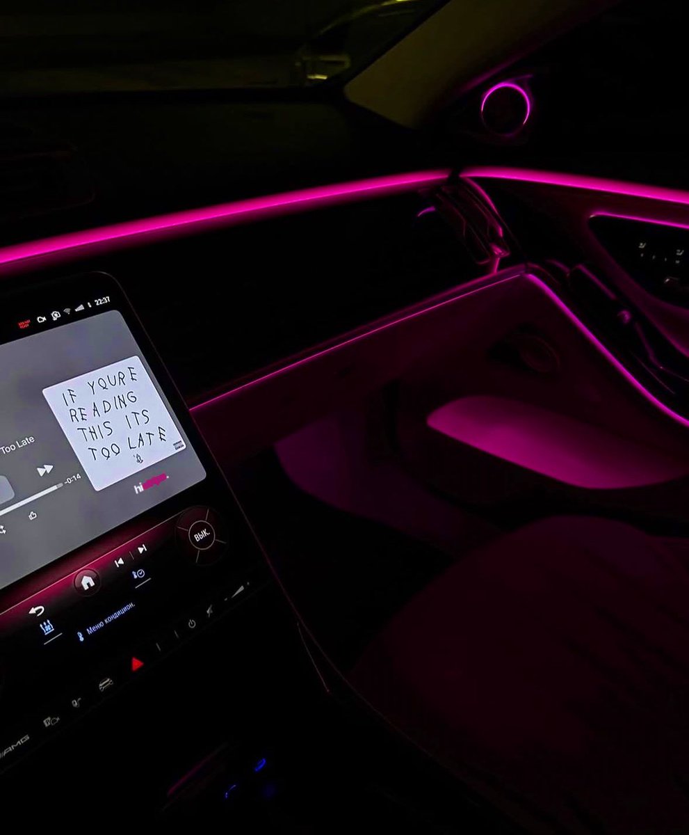 Javizecom's tweet image. Dubai night aesthetic