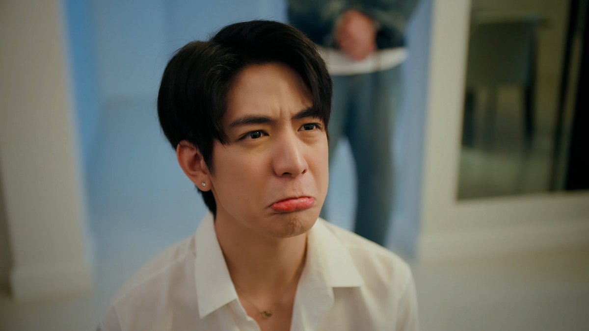 GMMTV's tweet photo. สีหน้าของคนโดนดุทั้งสอง หน้าเหมือนแมวซึมเลย
#H2HseriesEP6

@sea_ta_lay @keenkeno_sp https://t.co/xMr2lBc2uk