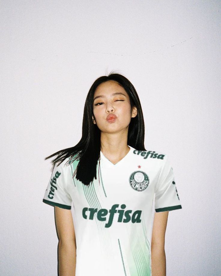 Ontem o mal venceu e eu dormi ouvindo só as antigas do blackpink