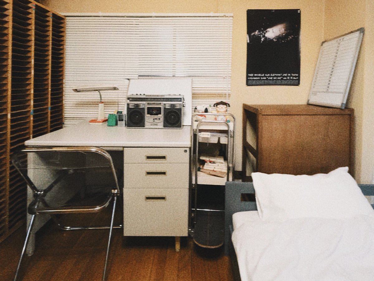 kamatalifestyle's tweet image. ／  
撮影スタジオ「6畳ひとり暮らし」オープンのお知らせ 
＼ 
・暮らしのリアリティ溢れる、ひとり暮らしの部屋 
・無造作に干された洗濯物、タオル、調味料等暮らしの様
・生活者のささやかな楽しみや趣味の見える部屋 
・蒲田駅徒5分
#撮影スタジオ #コスプレスタジオ #MV撮影 #自主制作映画 #上京