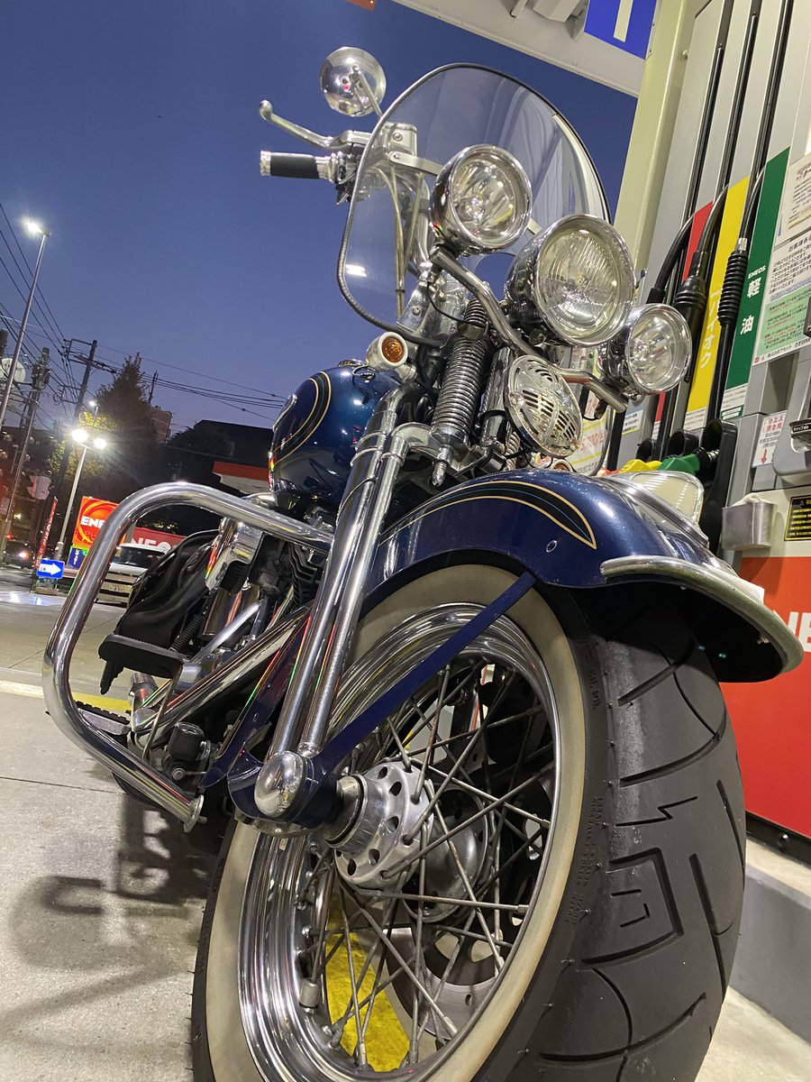 choppermasa0112's tweet photo. ドーナツーリング🍩🏍️
かわいいネオンのブランケットドーナツ弘明寺店さん
うましっす😋
スウィーーツ最高ね✨

#blanketdonuts #harleydavidson #flsts https://t.co/qi6Y2SJS74
