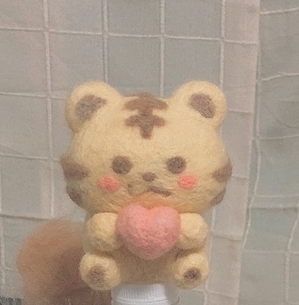 HolicSweets_'s tweet photo. ほんとに難しい可愛くならない…後しっぽと後ろの模様だけなんだけど🌀🌀🌀 https://t.co/5GBbIlPccU