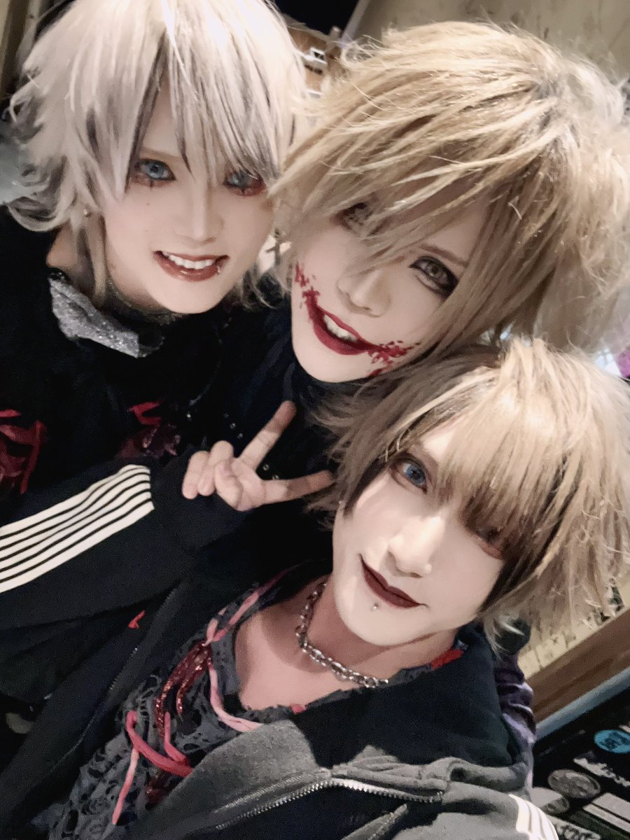 XANVALA 70. (@XNVL_70) / Posts / X